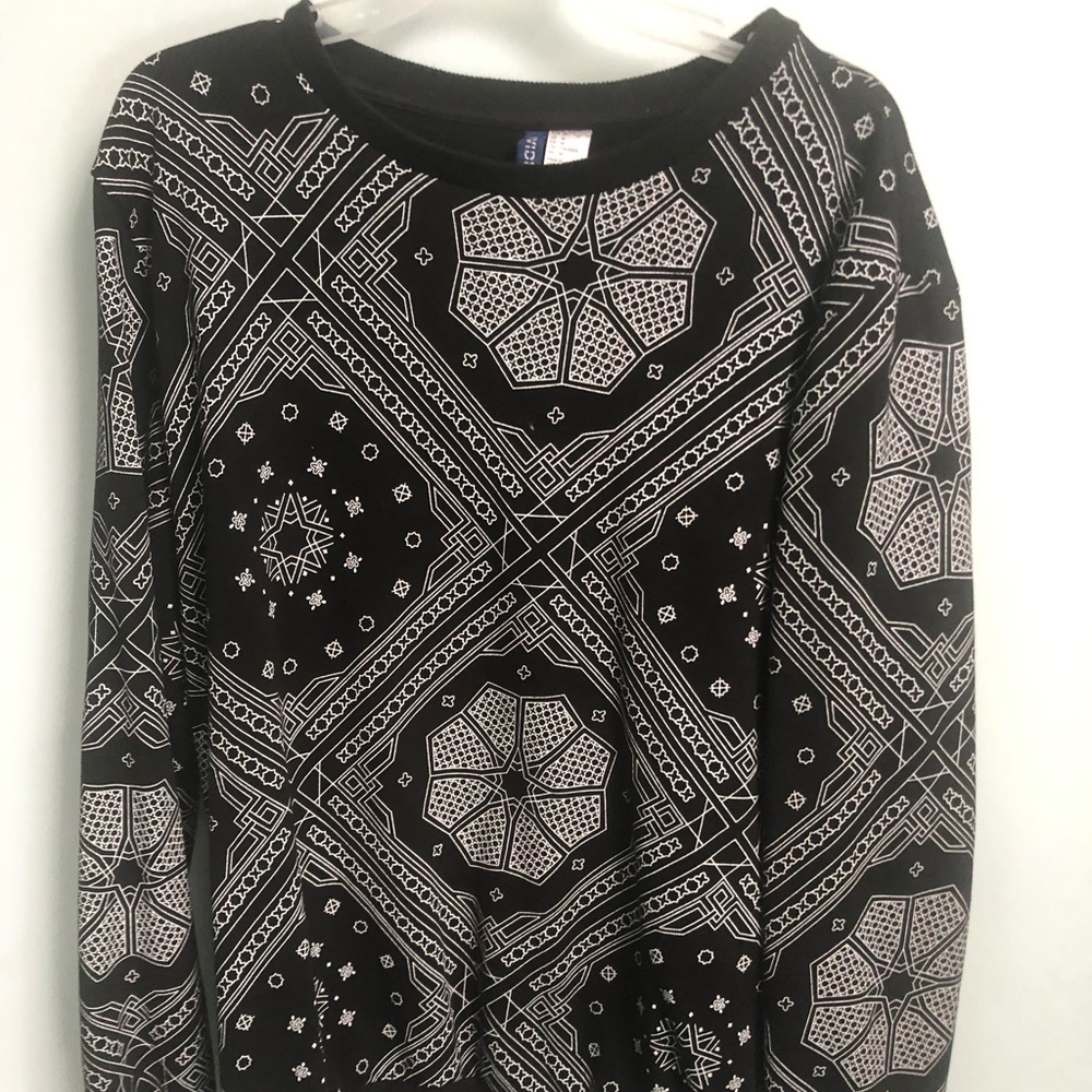 Men’s Long Sleeve Sweatshirt